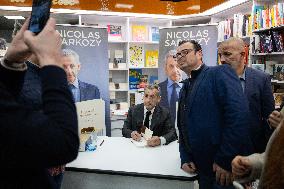 Nicolas Sarkozy At Public Book Signing Event - Menton
