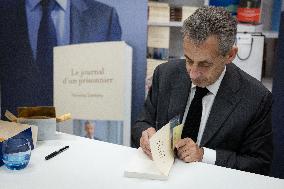 Nicolas Sarkozy At Public Book Signing Event - Menton