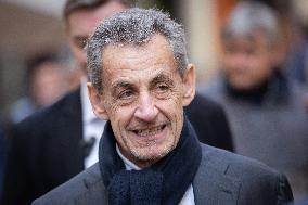 Nicolas Sarkozy And His Son On His Way To Book Signing - Menton