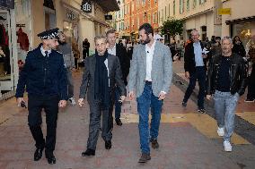 Nicolas Sarkozy And His Son On His Way To Book Signing - Menton