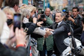 Nicolas Sarkozy And His Son On His Way To Book Signing - Menton