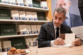 Nicolas Sarkozy At Book Signing Event - Paris