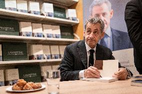 Nicolas Sarkozy At Book Signing Event - Paris