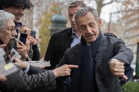 Nicolas Sarkozy At Book Signing Event - Paris