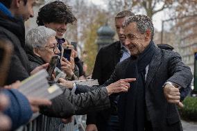 Nicolas Sarkozy At Book Signing Event - Paris