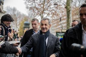 Nicolas Sarkozy At Book Signing Event - Paris
