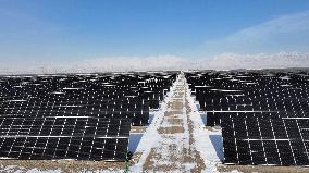 Solar Thermal + Photovoltaic" Integrated Base in Hami