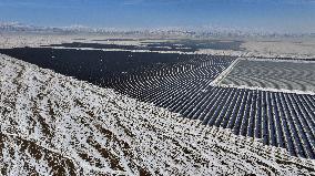 Solar Thermal + Photovoltaic" Integrated Base in Hami