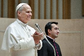 Pope Leo XIV Meets Participants in the ‘Living Nativity’ - Vatican