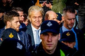 Geert Wilders Starts Tour Of Asylum Center - Papendrecht