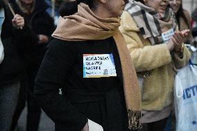 Rosa Parks Neighbourhood Fights Against The Crack Addicts - France