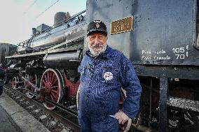 Last Farewell To Milan Steam Train - Italy