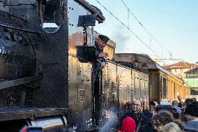 Last Farewell To Milan Steam Train - Italy