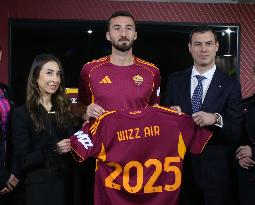 CALCIO - Altro - Presentation of the new sponsor of AS Roma
