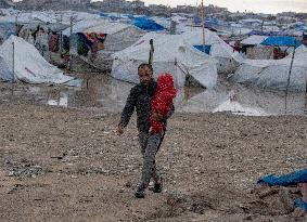 Heavy Rain Hits Gaza Camps - Palestine