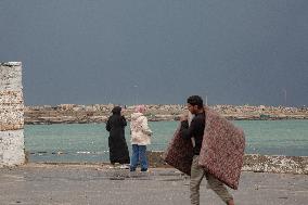 Heavy Rain Hits Gaza Camps - Palestine