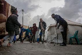 Heavy Rain Hits Gaza Camps - Palestine