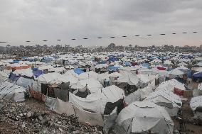 Heavy Rain Hits Gaza Camps - Palestine