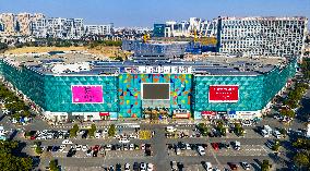 Largest Single Category Down Jacket Professional Market in China