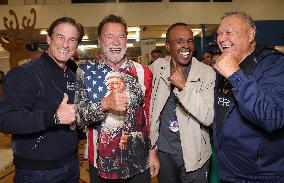 44th Annual Miracle on 1st Street Christmas Toy Giveaway - LA