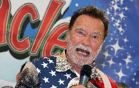 44th Annual Miracle on 1st Street Christmas Toy Giveaway - LA