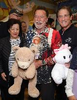 44th Annual Miracle on 1st Street Christmas Toy Giveaway - LA