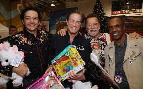 44th Annual Miracle on 1st Street Christmas Toy Giveaway - LA