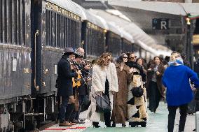 Emily in Paris cast - Paris