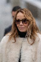 Emily in Paris cast - Paris