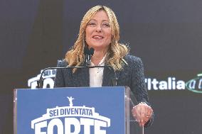 Giorgia Meloni And Daughter At Last Day of Atreyu 2025 - Rome