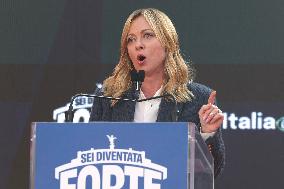 Giorgia Meloni And Daughter At Last Day of Atreyu 2025 - Rome