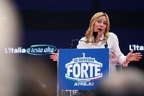 Giorgia Meloni And Daughter At Last Day of Atreyu 2025 - Rome