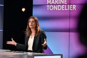 Marine Tondelier Portraits On Dimanche En Politique - Paris