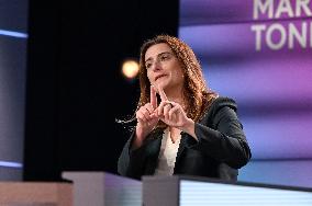 Marine Tondelier Portraits On Dimanche En Politique - Paris