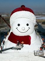 19 Meters Tall Giant Snowman - China