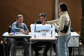 Chileans Vote For Presidential Elections - Chile