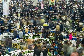 Largest Flower Market in Asia
