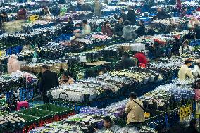 Largest Flower Market in Asia