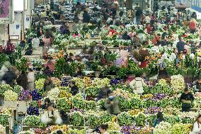 Largest Flower Market in Asia