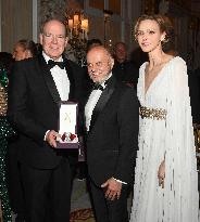 NO TABLOIDS - Christmas Ball In Monaco