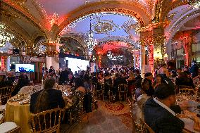 NO TABLOIDS - Christmas Ball In Monaco