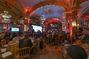 NO TABLOIDS - Christmas Ball In Monaco