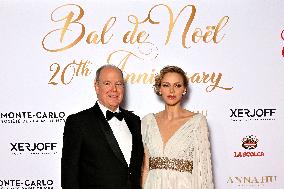 NO TABLOIDS - Christmas Ball In Monaco