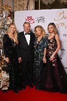 NO TABLOIDS - Christmas Ball In Monaco