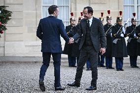 Emmanuel Macron welcomes Nikos Christodoulides at the Elysee FA