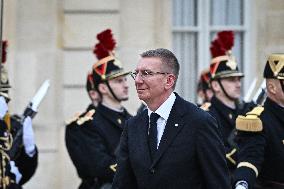 Emmanuel Macron welcomes Edgars Rinkevics at the Elysee FA