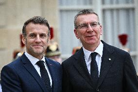 Emmanuel Macron welcomes Edgars Rinkevics at the Elysee FA