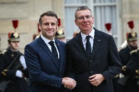 Emmanuel Macron welcomes Edgars Rinkevics at the Elysee FA