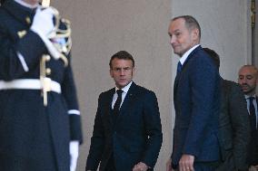 Emmanuel Macron welcomes Nikos Christodoulides at the Elysee