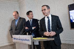 Les Republicains No to Mercosur Press Conference - Paris